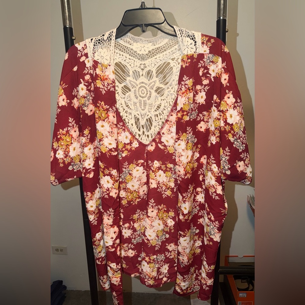 Burgundy Floral Kimono Cardigan Lace Back